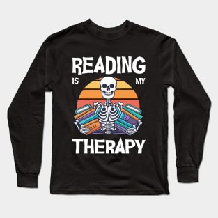 Vintage retro skeleton holding books reading is my therapy Long Sleeve T-Shirt